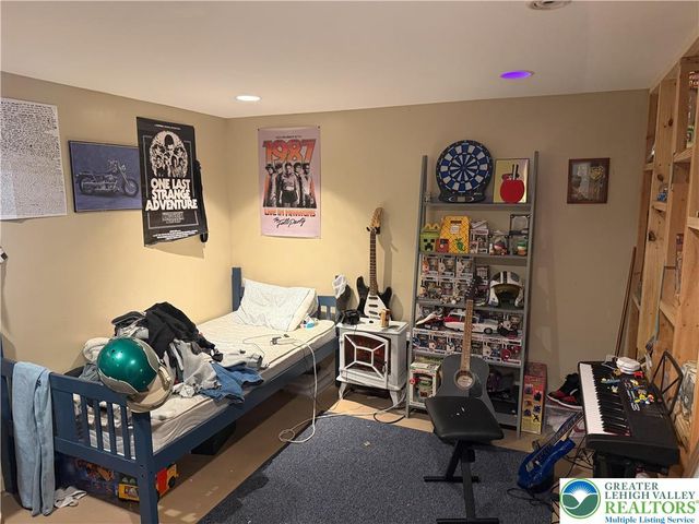 303 East Mountain Top Road, Summit Hill Boro, PA 18250