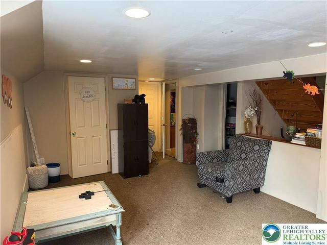 303 East Mountain Top Road, Summit Hill Boro, PA 18250