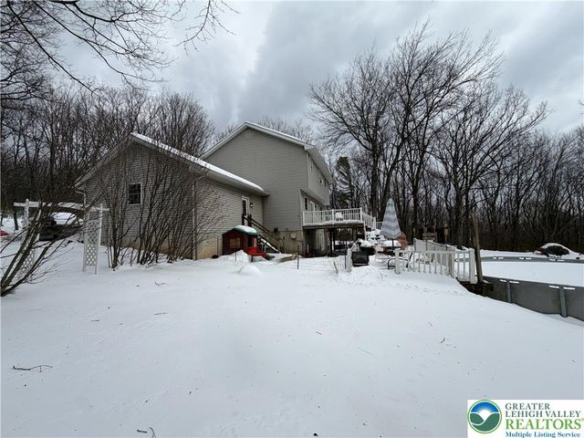 303 East Mountain Top Road, Summit Hill Boro, PA 18250