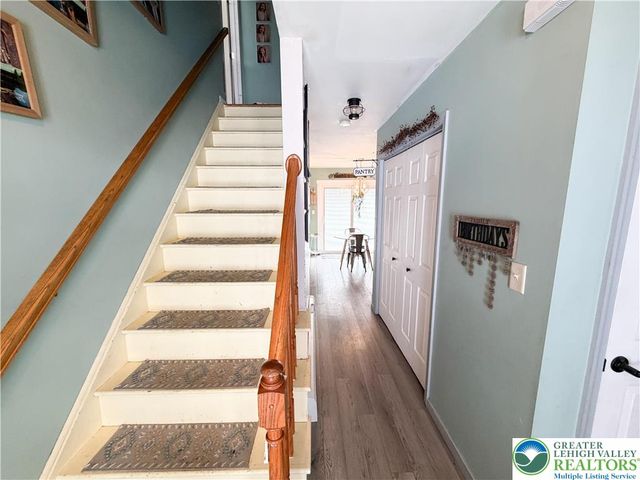 303 East Mountain Top Road, Summit Hill Boro, PA 18250