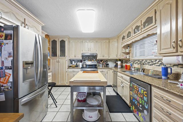 1174 Penobscot Drive, Soddy Daisy, TN 37379