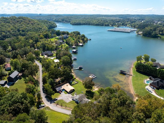 1174 Penobscot Drive, Soddy Daisy, TN 37379