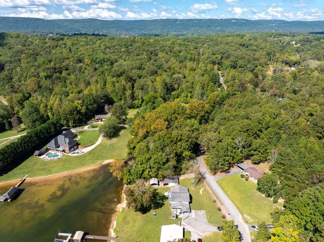 1174 Penobscot Drive, Soddy Daisy, TN 37379