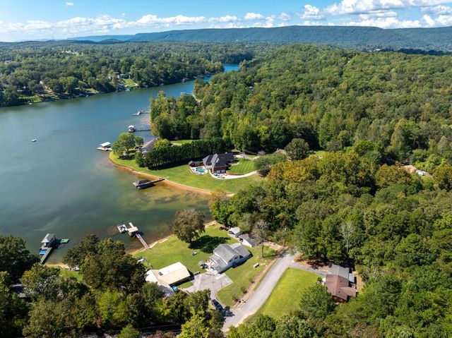 1174 Penobscot Drive, Soddy Daisy, TN 37379