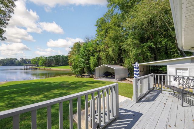 1174 Penobscot Drive, Soddy Daisy, TN 37379