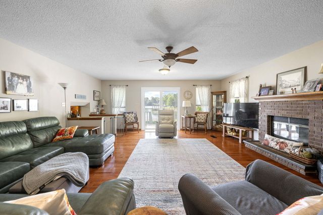 1174 Penobscot Drive, Soddy Daisy, TN 37379