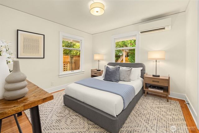 1703 NE 73rd Street, Seattle, WA 98115