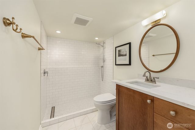 1703 NE 73rd Street, Seattle, WA 98115