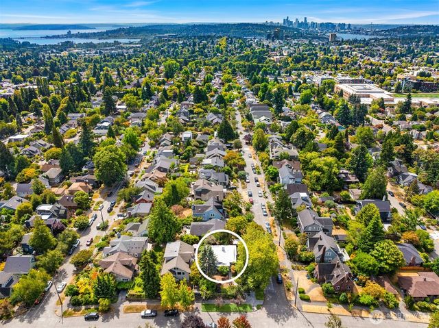 1703 NE 73rd Street, Seattle, WA 98115