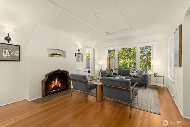 1703 NE 73rd Street, Seattle, WA 98115