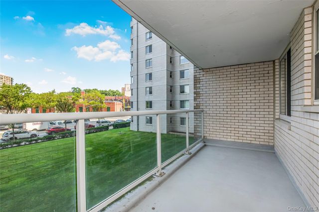 3333 Henry Hudson Parkway 2A, Bronx, NY 10463