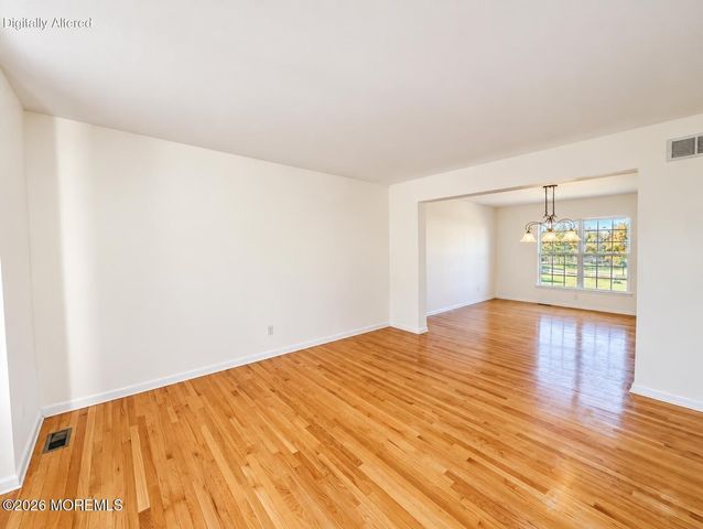 2 Apple Ridge Way, East Brunswick, NJ 08816