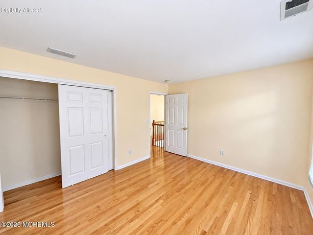 2 Apple Ridge Way, East Brunswick, NJ 08816