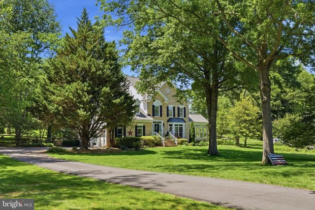 4280 LAWNVALE DR, Gainesville, VA 20155