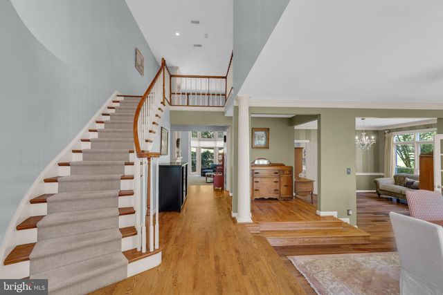 4280 LAWNVALE DR, Gainesville, VA 20155