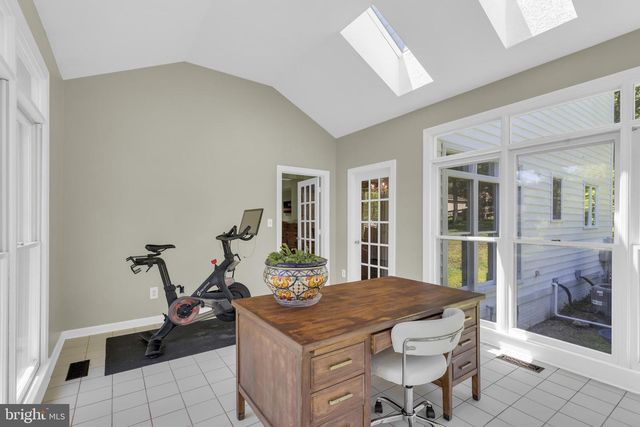 4280 LAWNVALE DR, Gainesville, VA 20155