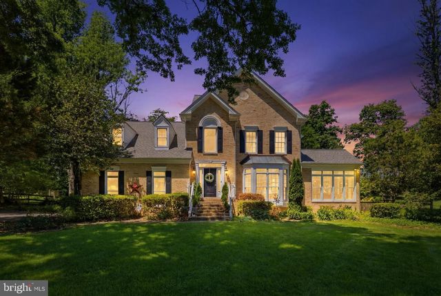 4280 LAWNVALE DR, Gainesville, VA 20155