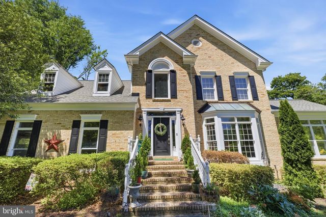 4280 LAWNVALE DR, Gainesville, VA 20155