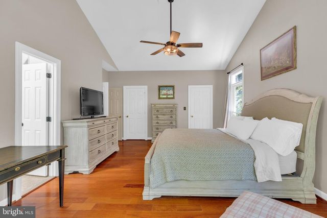 4280 LAWNVALE DR, Gainesville, VA 20155