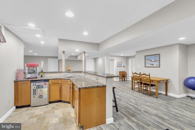 4280 LAWNVALE DR, Gainesville, VA 20155