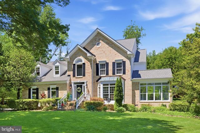 4280 LAWNVALE DR, Gainesville, VA 20155