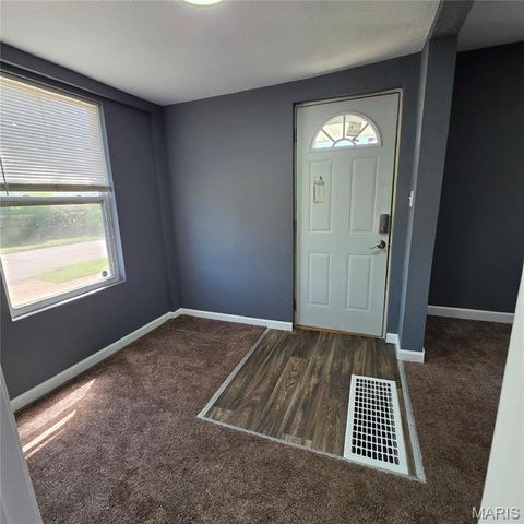2107 Monroe Street, Granite City, IL 62040