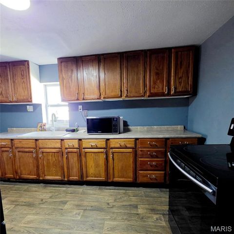 2107 Monroe Street, Granite City, IL 62040