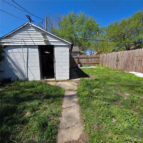 2107 Monroe Street, Granite City, IL 62040