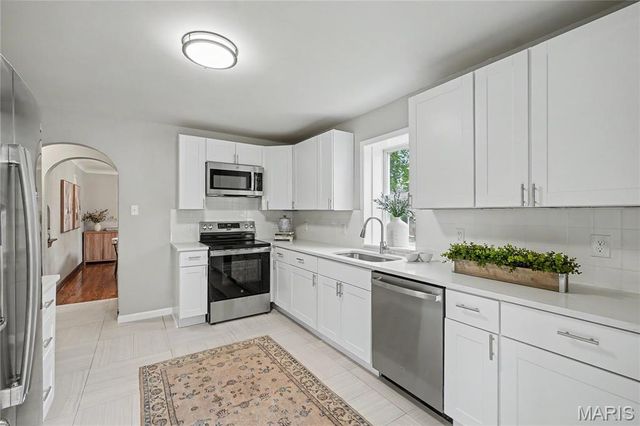 6933 Melrose Avenue, University City, MO 63130