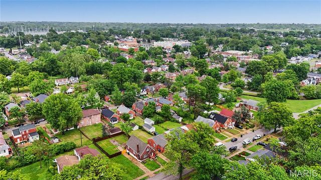 6933 Melrose Avenue, University City, MO 63130