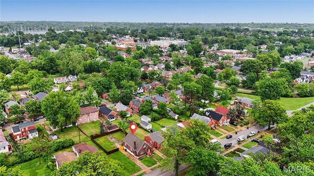 6933 Melrose Avenue, University City, MO 63130