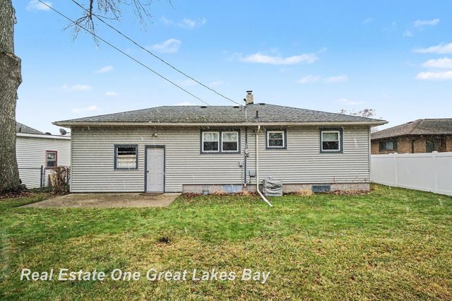 300 W Smith Street, Bay City, MI 48706