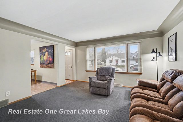 300 W Smith Street, Bay City, MI 48706