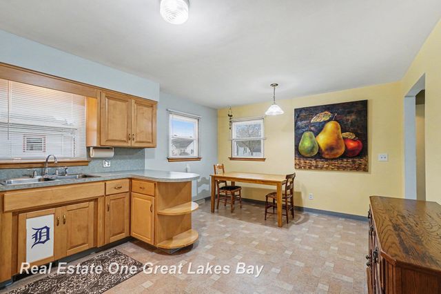 300 W Smith Street, Bay City, MI 48706