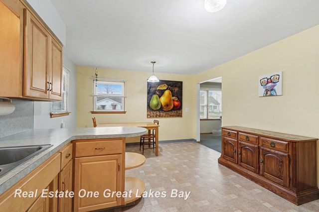 300 W Smith Street, Bay City, MI 48706