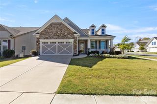 5827 Cheerful Lane, Charlotte, NC 28215