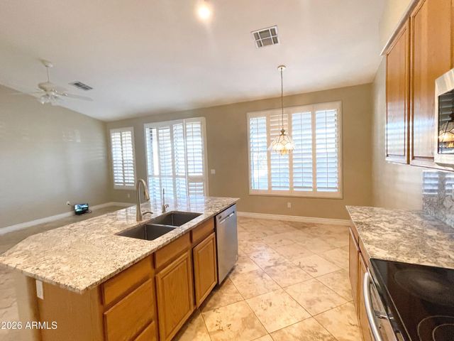 2260 W Megan Street, Chandler, AZ 85224