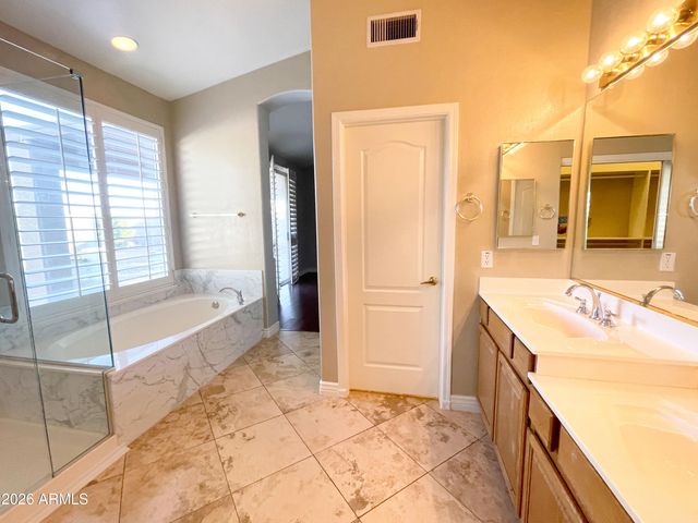 2260 W Megan Street, Chandler, AZ 85224