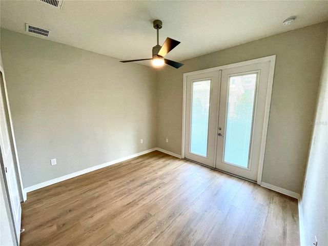 586 PIAZZA POINT, Oviedo, FL 32765