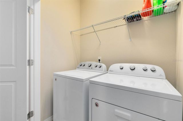 586 PIAZZA POINT, Oviedo, FL 32765