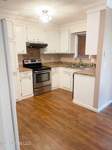 115 Pine Creek Cove, Terry, MS 39170