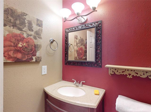 11505 W Us Highway 190 W, Livingston, TX 77351