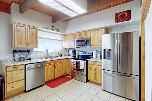 11505 W Us Highway 190 W, Livingston, TX 77351