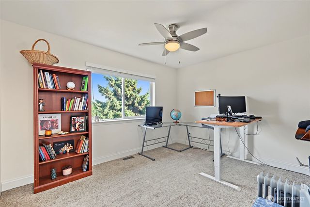 5119 Nathan Loop SE, Auburn, WA 98092