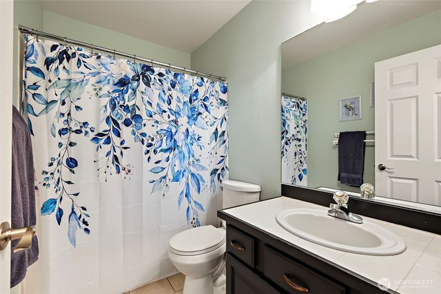 5119 Nathan Loop SE, Auburn, WA 98092