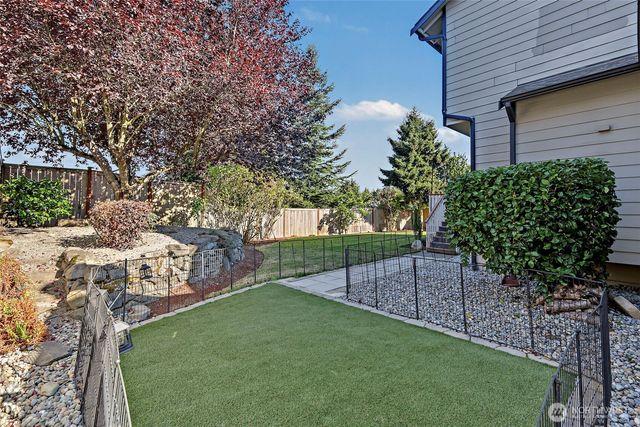 5119 Nathan Loop SE, Auburn, WA 98092