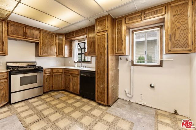 1814 W Commonwealth Avenue, Alhambra, CA 91803
