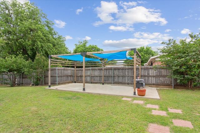 200 Karma Drive, Woodway, TX 76712