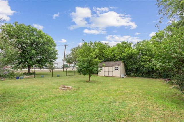 200 Karma Drive, Woodway, TX 76712