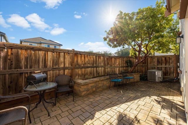 1000 Impressionist Loop, Roseville, CA 95747